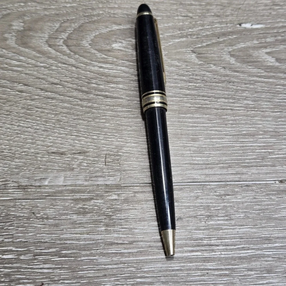 Vintage The Derby Logo Black Resin Gold Trim Twist Ballpoint Pen Executive